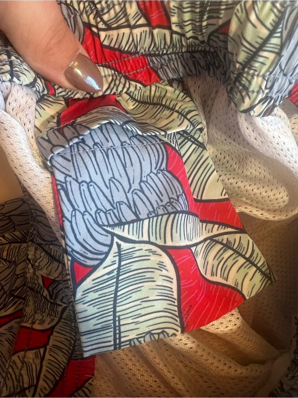 Vineyard‎ Vines Boys Medium Tropical Swim Trunks